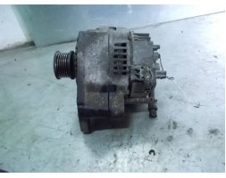 Volkswagen Golf III 1.6 Alternator 030903023E