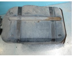 Opel Omega B FL Sedan zbiornik bak paliwa