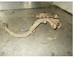 Mazda 6 I 2.0 16v Lift Zwrotinica piasta prawa