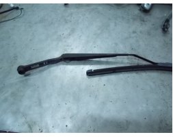 Mazda 6 I Lift Ramie wycieraczki prawy przód UK